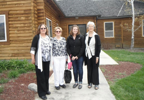 Sue, Lee, Mattie, Pat